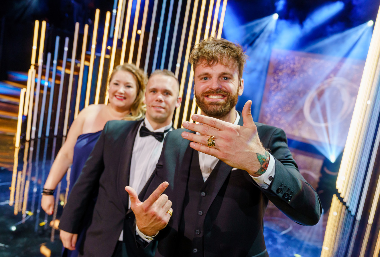 Tim Hofman gevraagd om Op1presentatie van Veenhoven over te nemen Foto AD.nl