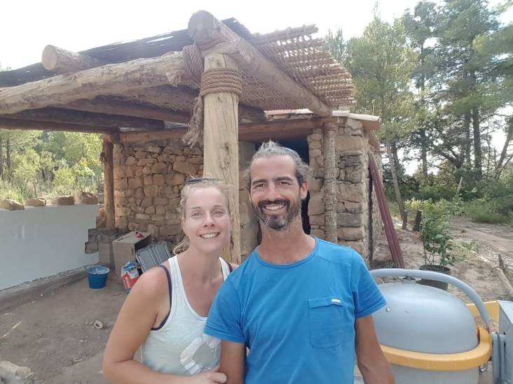 Een jaar geleden ging de emigratie van Boudewijn en Eva niet door vanwege corona. Hoe gaat het nu met ze?