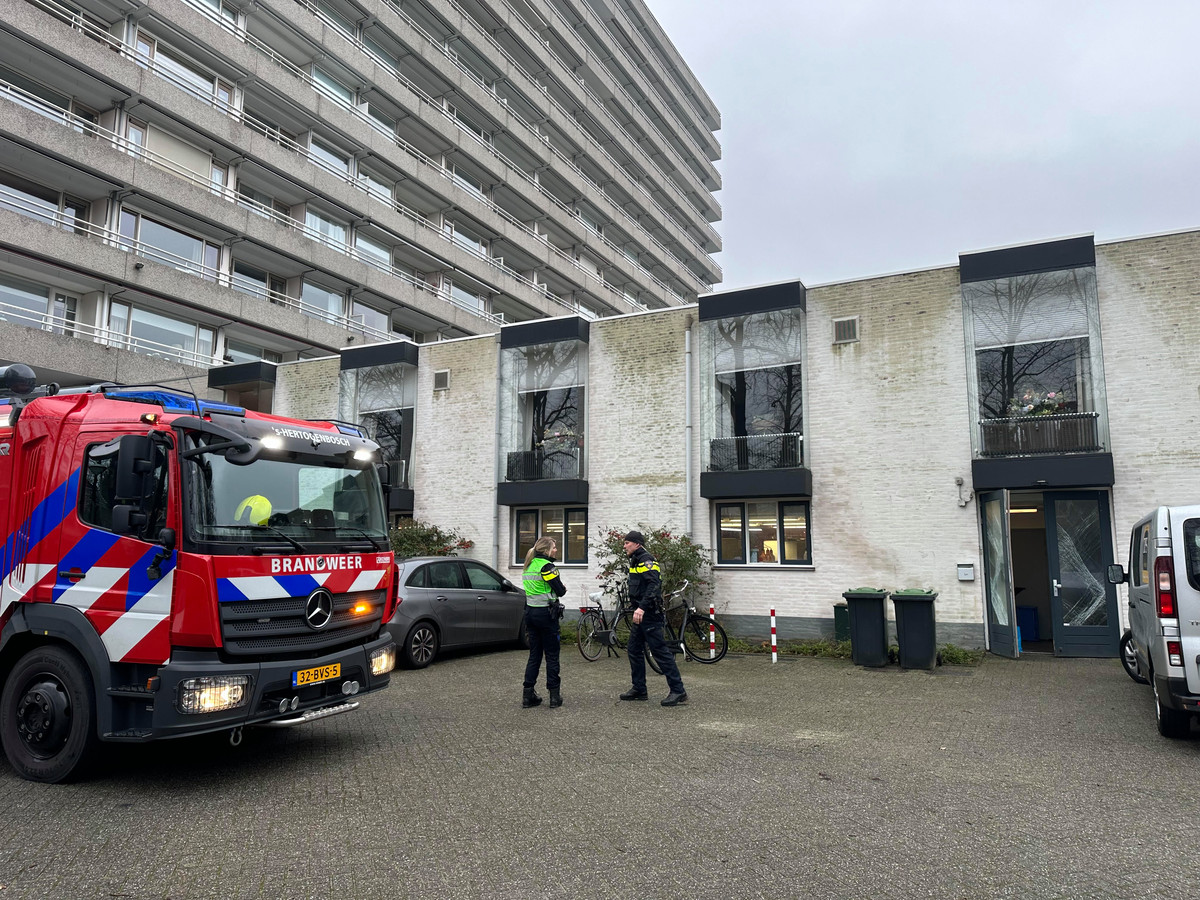 Chaos na gasexplosie in keuken van luxe serviceflat waar veel ouderen