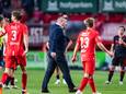 Het duel FC Twente-NEC werd tijdelijk gestaakt.