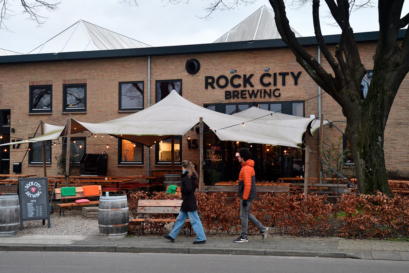 De spareribs zijn ‘veel bot en weinig vlees’, maar het toetje is