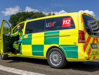 Belgische primeur: UZA neemt eerste elektrisch aangedreven MUG-wagen in gebruik