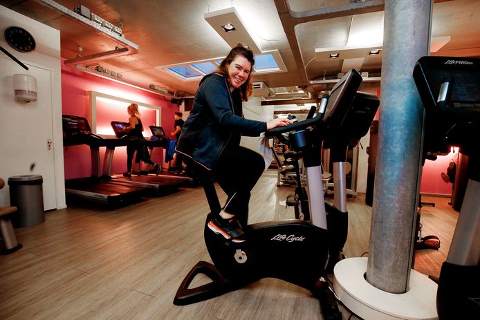 Verslaggever Mirjam Liefbroer in haar eigen sportschool in Utrecht.