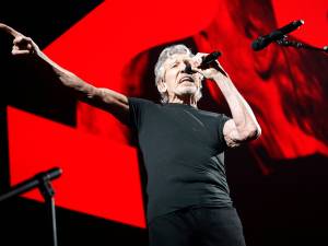 Les propos de Roger Waters vis-à-vis de l’Ukraine font polémique en Pologne: ses concerts annulés