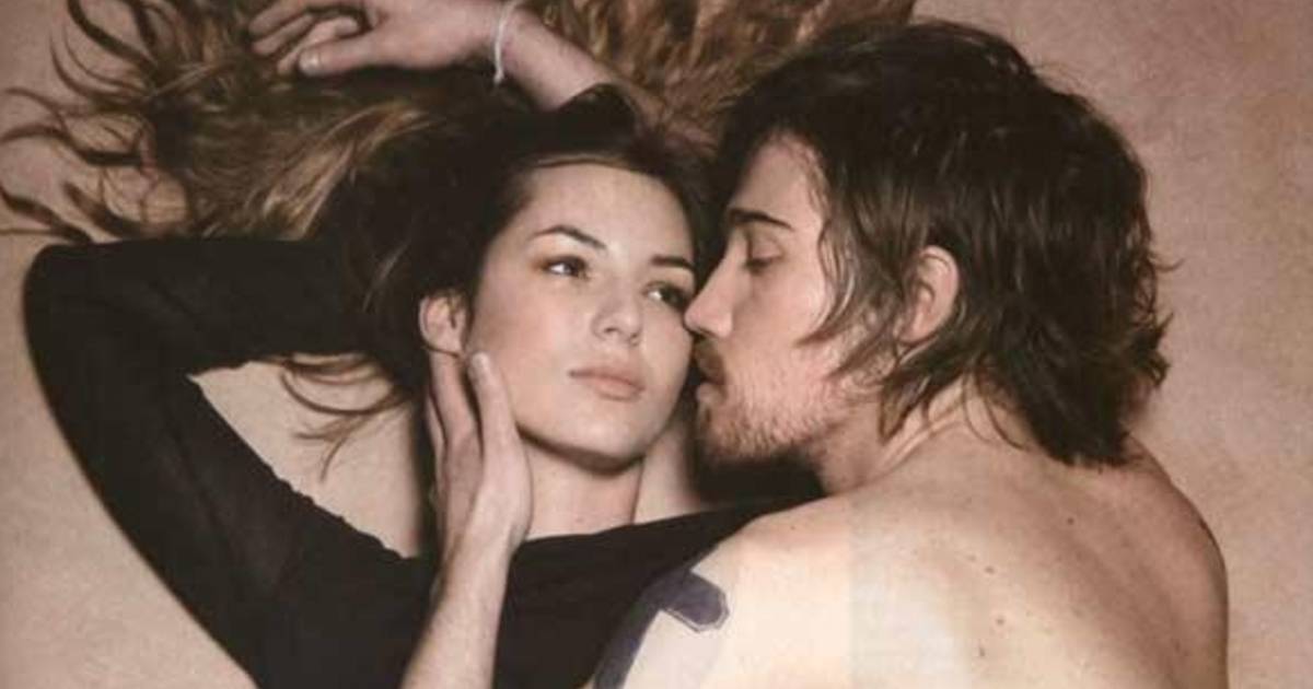Duo Julien Doré Elle Est Pas Belle La Vie Julien Doré, nu dans les bras de Louise Bourgoin | Show | 7sur7.be