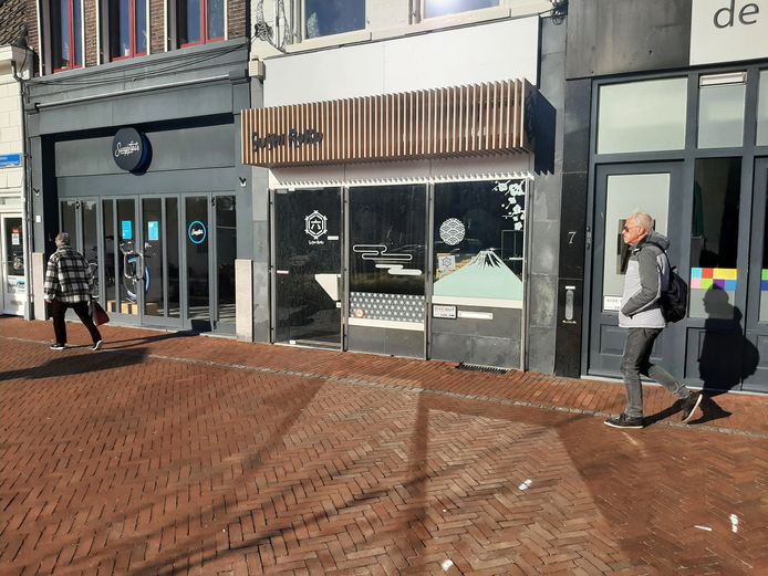 Sushi Roku, aan de Thomas a Kempisstraat in Zwolle. Het bedrijf zit hier inmiddels niet meer.
