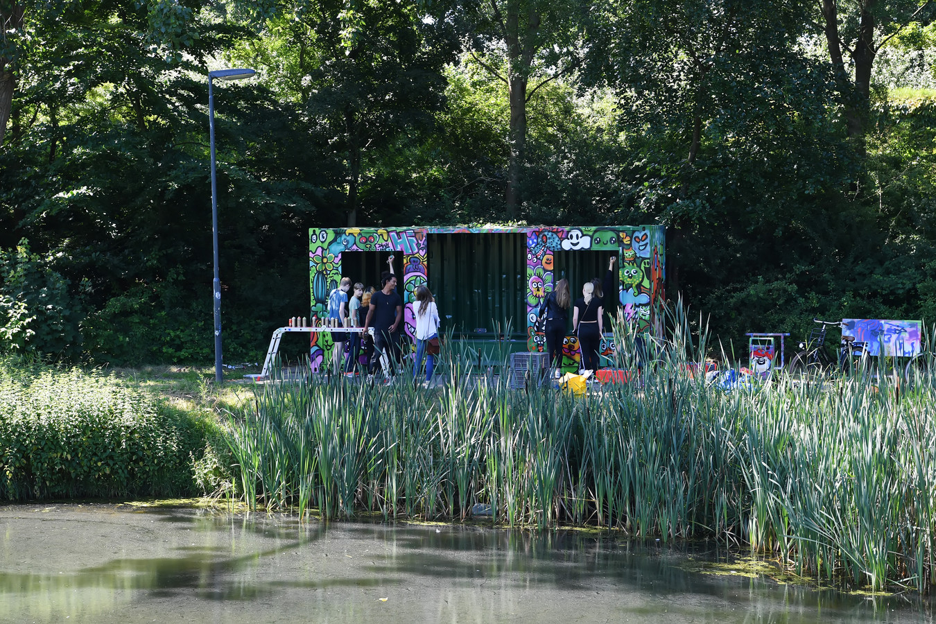 Oosterhoutse jongerenhangplek is precies 15 meter verplaatst: ‘Maar dit ...