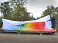 ‘Hoop op ’n bankje met leugens in alle kleuren van de regenboog’