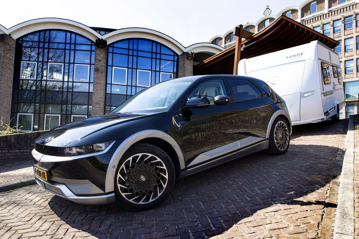 Fans van caravans opgelet deze veertig elektrische auto’s mogen allemaal meer dan 1500 kilo