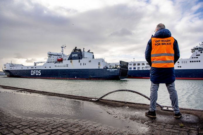 Foto ter illustratie. Vanaf 1 januari 2021 zijn er weer grenscontroles en douaneformaliteiten tussen het Verenigd Koninkrijk en Nederland.