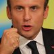 'Held van de rijken' Macron schaft belasting op grote vermogens af