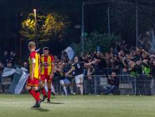 Tuchtcommissie KNVB onderzoekt rellen op Apeldoornse tribune tijdens bekerfinale 