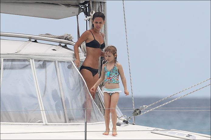 Rachel Bilson op vakantie met haar dochter.