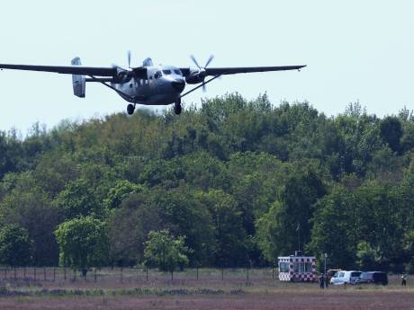 Wat doen die militaire vliegtuigen boven Twente? Vliegveld Twente weer even decor van oefening