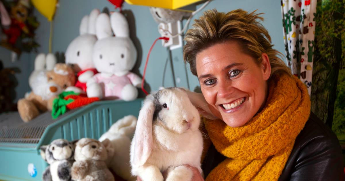 Groot verdriet na overlijden van zangeres Ellen Jannink (51) uit Den Nul: ‘Verschrikkelijk, onvoorst