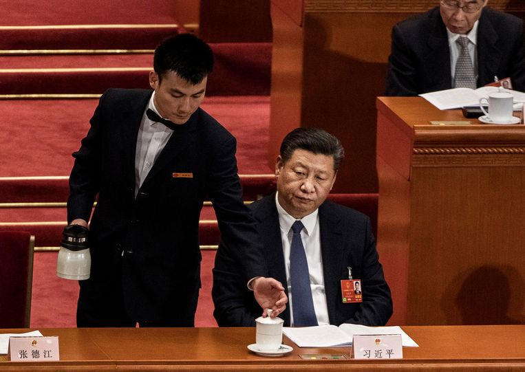 Door de stemming is niet alleen de presidentiële termijn van Xi Jinping verlengd, maar is ook zijn persoonlijke ideologie -  het Xi Jinping Denken – in de grondwet opgenomen.  Beeld Getty Images