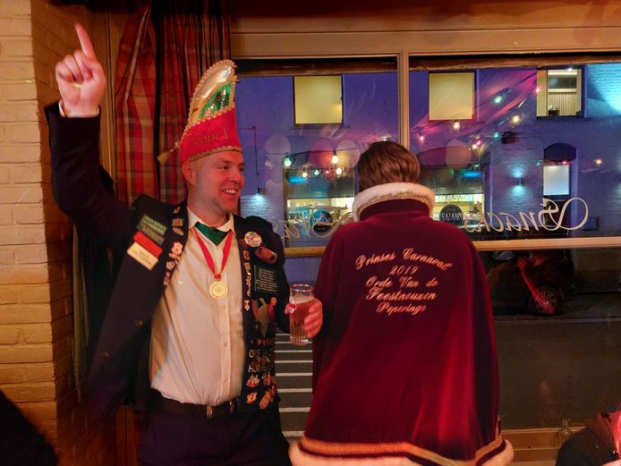 Poperingenaars zijn Keikoppencarnaval niet vergeten.