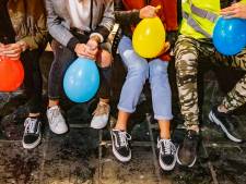 Eerste Zomercarnaval met verbod op lachgasballon aan de mond: 'We zullen letten op extreem gebruik'