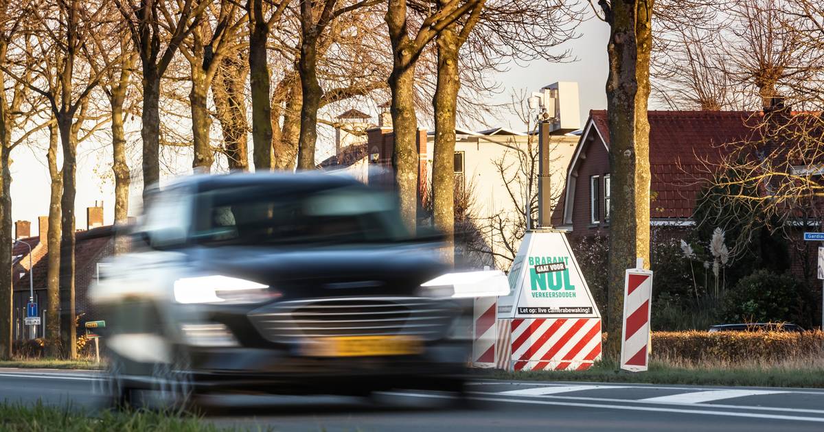 Kruising Langeweg: ‘Ze racen hier als gekken’