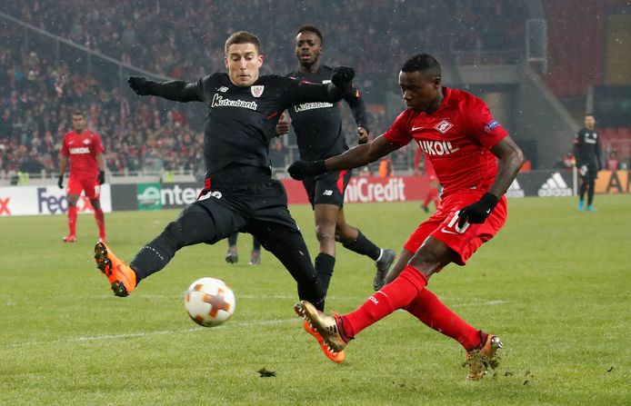 Quincy Promes in actie tegen Athletic Bilbao.