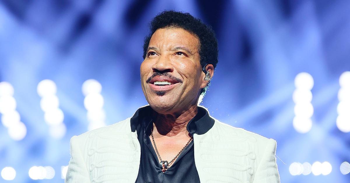 The Controversial Cancellation of Lionel Richie's Concert Leaves Fans