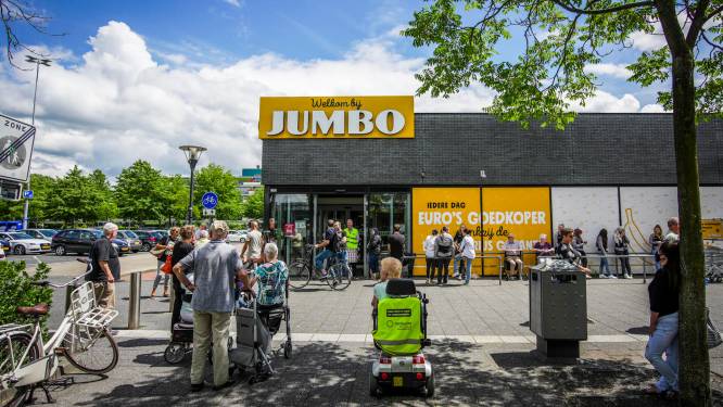 Jumbo in winkelcentrum Woensel ontruimd vanwege lekkage in koelinstallatie