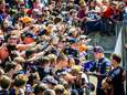 Verstappen over Max-gekte in Zandvoort: ‘Dit gaat nooit wennen’