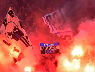 Fans van Club Brugge met erg veel pyrotechnisch materiaal voor Brugse derby, brandweer aan de bak
