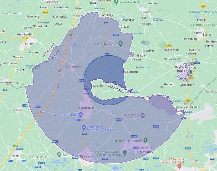 Op dit kaartje is te zien welke gebieden rond het pluimveebedrijf maatregelen moeten nemen om de vogelgriep te bestrijden.