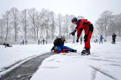 Vorst op komst, kunnen de schaatsen uit het vet? De hoop is er: ‘Het wordt wel weer eens tijd’