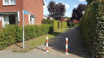 Gemeente plaatst straatnaambord bij Kipwegje Delden