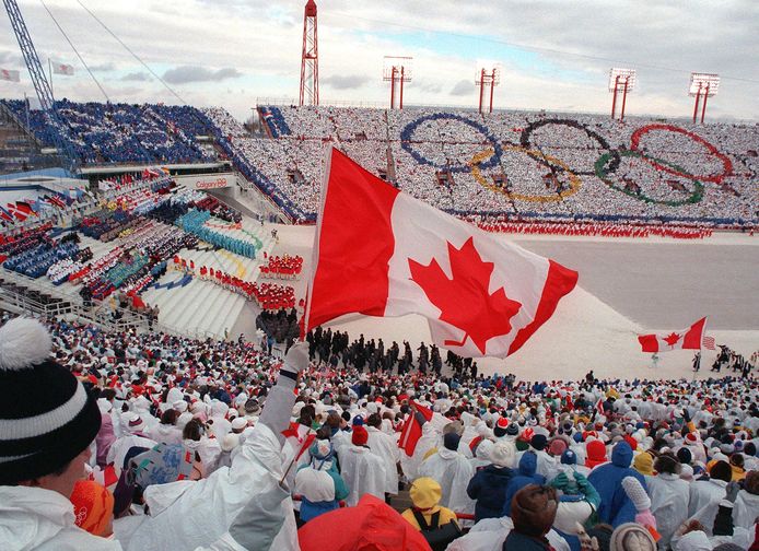 Beelden van de openingsceremonie van de Olympische Winterspelen van 1988 in Calgary.