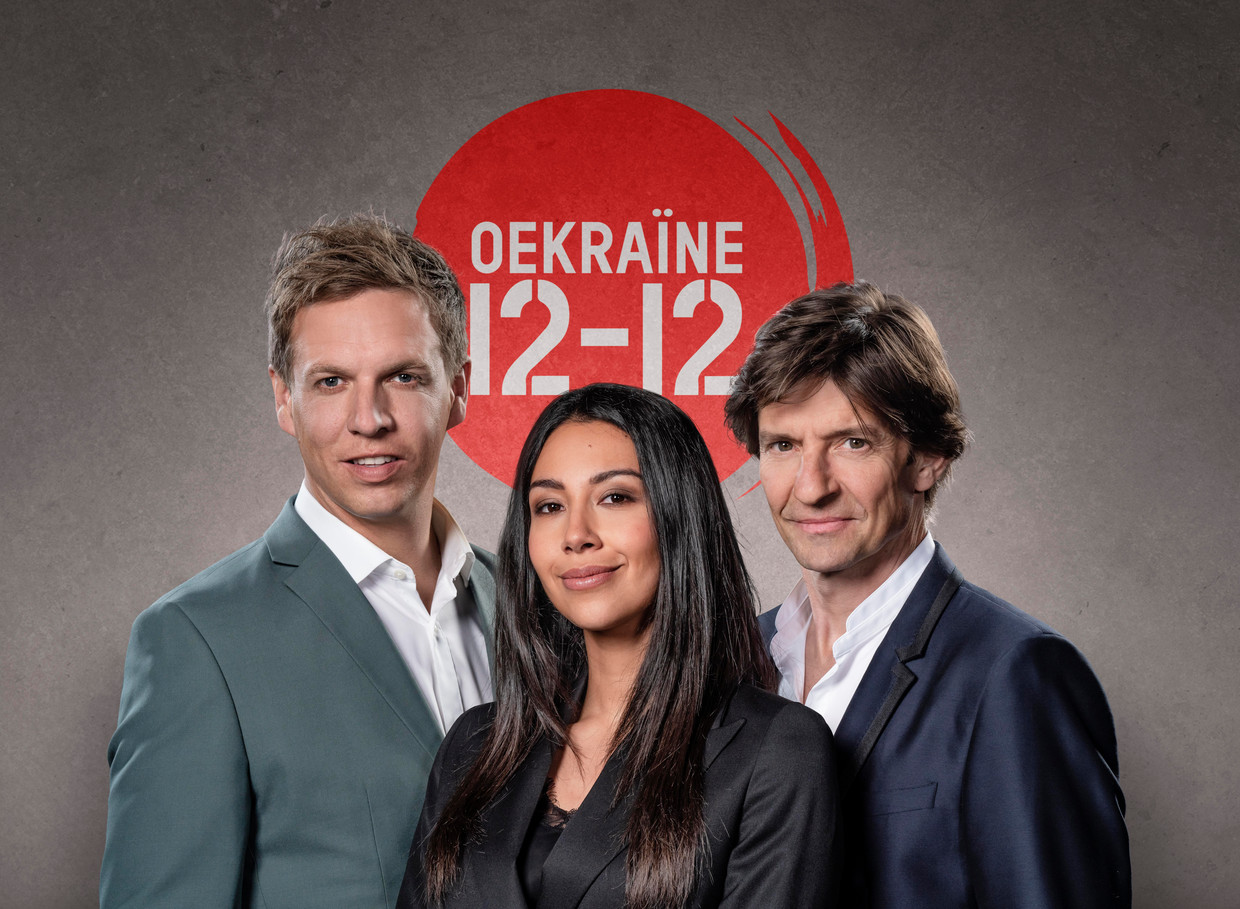 James Cooke en Danira Boukhriss-Terkessidis, Koen Wauters presenteren donderdagavond de tv-show ‘Oekraïne 12-12'. Beeld DPG Media