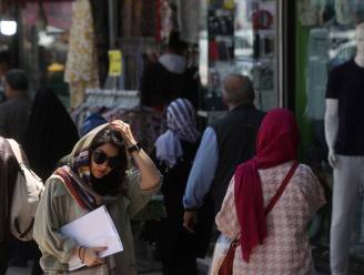 Meer dan 150 Iraanse bedrijven moeten deuren sluiten door inbreuken op hoofddoekplicht