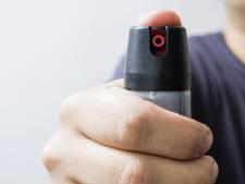 Minderjarige jongens beroofd en belaagd met pepperspray, vier jonge verdachten gearresteerd