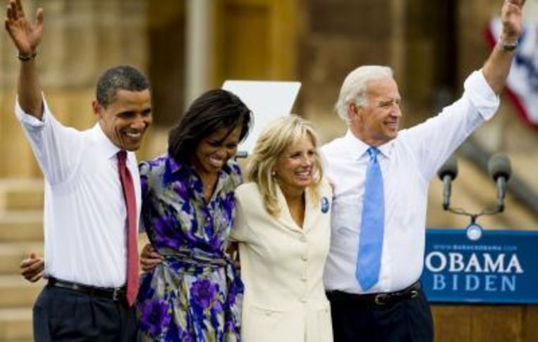 De Democratische presidentskandidaat Barack Obama (47) en vice-presidentskandidaat Joe Biden (65) hebben zaterdag voor het eerst samen opgetreden in Springfield (Illinois), meldden Amerikaanse media. ANP Photo Beeld 