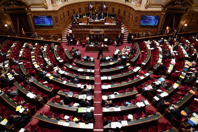 De Franse senaat tijdens een debat over de verhoging van de wettelijke pensioenleeftijd.