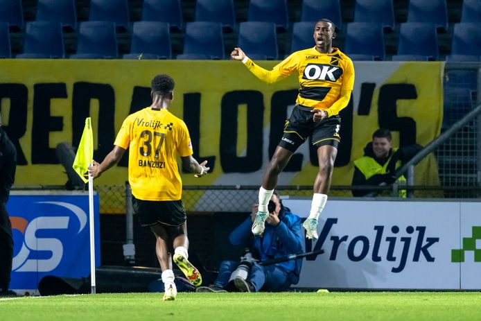 Vreugde bij Vieri Kotzebue na zijn 3-2 in de 92ste minuut.