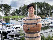 Roeier Kai (26) is nu ondernemer, maar door afsluiting Haringvliet blijft het stil: ‘Dit is onvoorstelbaar’
