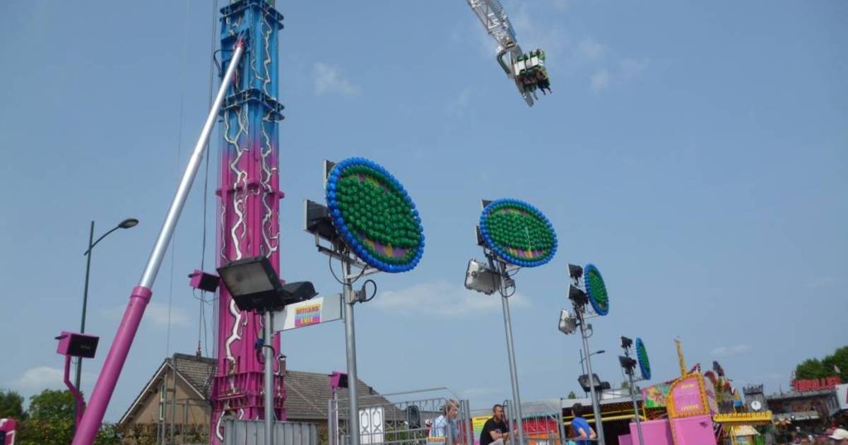 Mega-Booster In Trek Op Kermis Schijndel | Schijndel | Bd.Nl