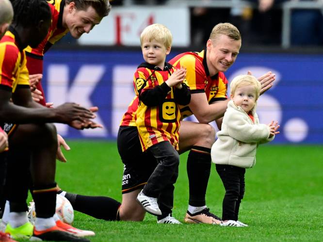 “Het is ook voor die momenten dat je voetbalt”: Nikola Storm (KV Mechelen) over de viering met z'n zoontjes na de zege tegen OHL