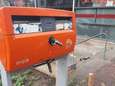 Dildoplakker laat zijn ‘handtekening’ dit keer achter op brievenbus in Lindenholt