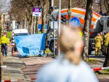 Fietsster raakt gewond aan been na aanrijding met cementwagen