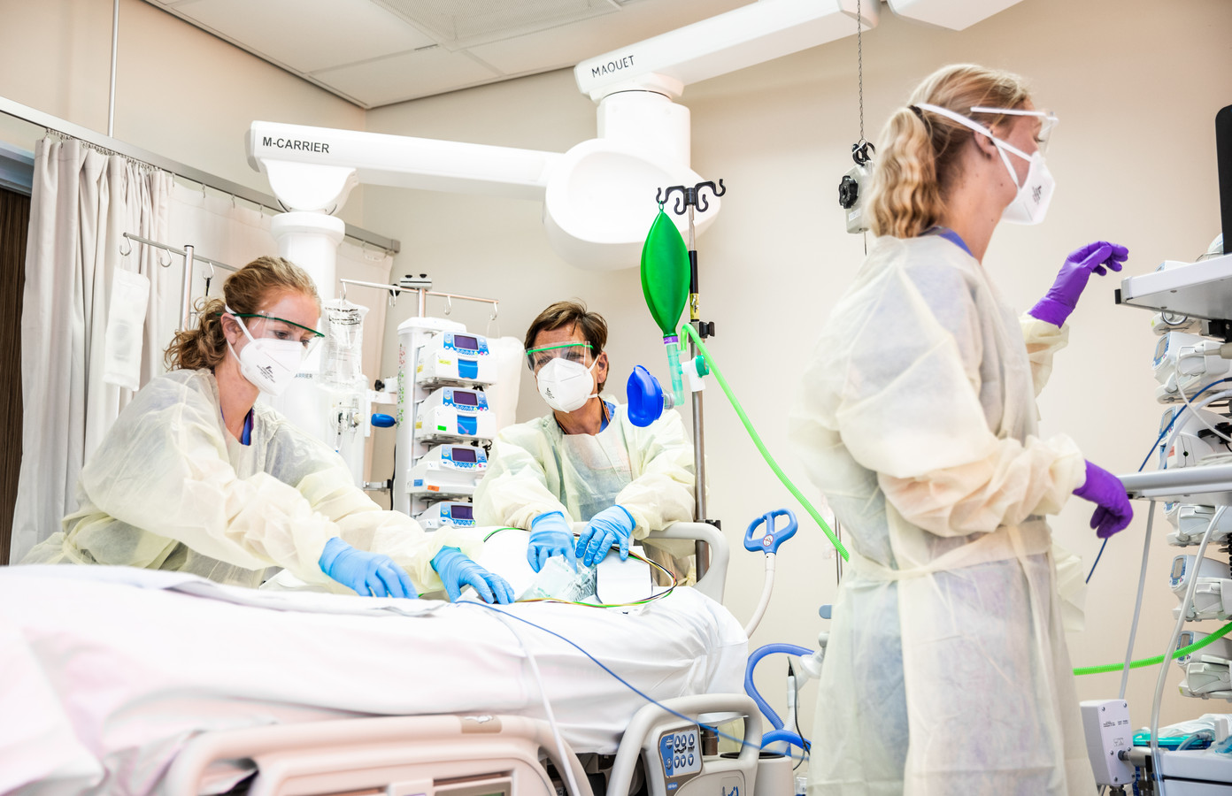 Albert Schweitzer ziekenhuis opnieuw ‘voller’ met coronapatiënten Foto pzc.nl