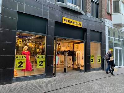 Na ophef: 'Shein Outlet' in Den Haag verwijdert alle borden met Shein