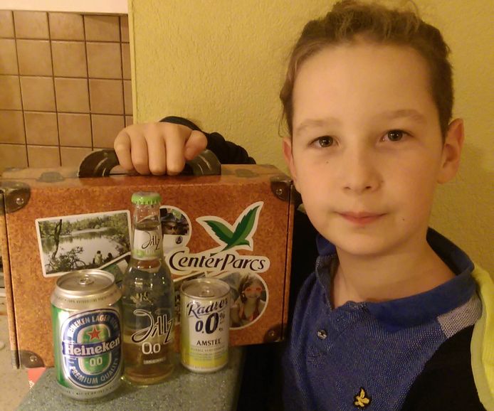 Otis met de alcoholvrije biertjes.
