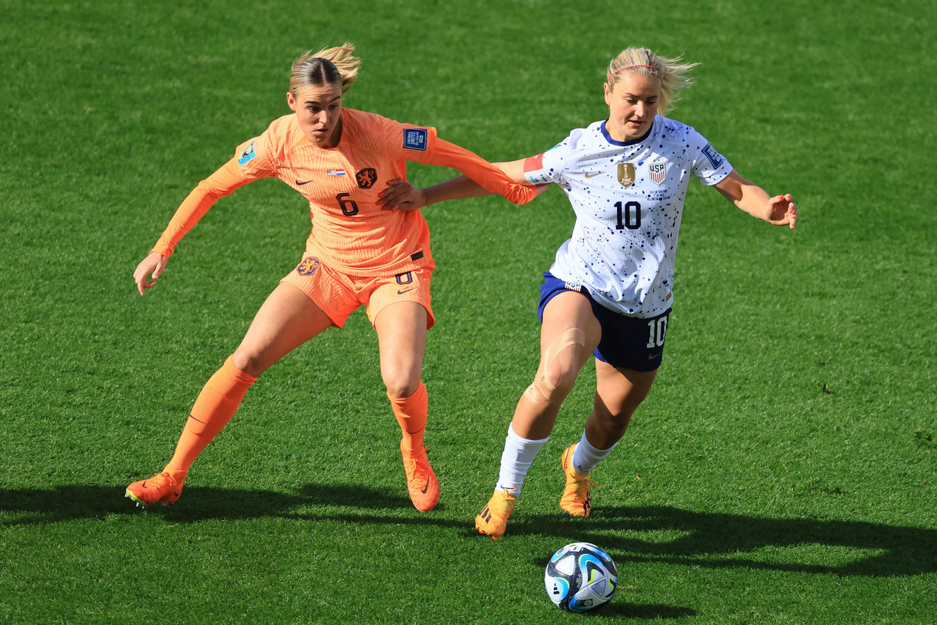 Чемпионат мир 2023 женщины футбол. Женская футбольная команда. Женский футбол. Женская сборная. Голландия спортсмены.