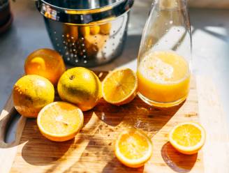 Wat is gezonder: een sinaasappel of een glas versgeperst sinaasappelsap? Dit zegt onze voedingsexpert