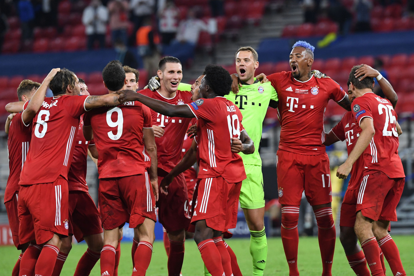 Бавария мюнхен состав 2022. Футбольная команда бавария. Состав баварии лч. Бавария мюнхен состав 2021. Состав бавария мюнхен 2014.