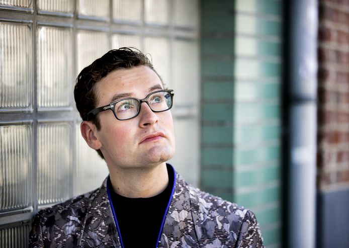 Splinter Chabot bij Pride Walk voor meer gelijkheid lhbti'ers | Show ...